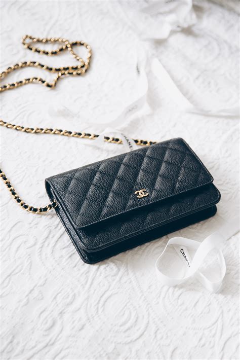 bloomingdales chanel wallet on chain